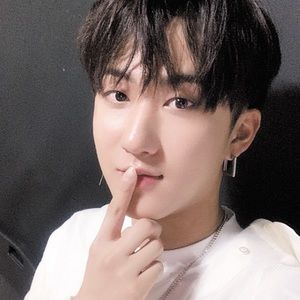 Meet your Posher, Roxanne